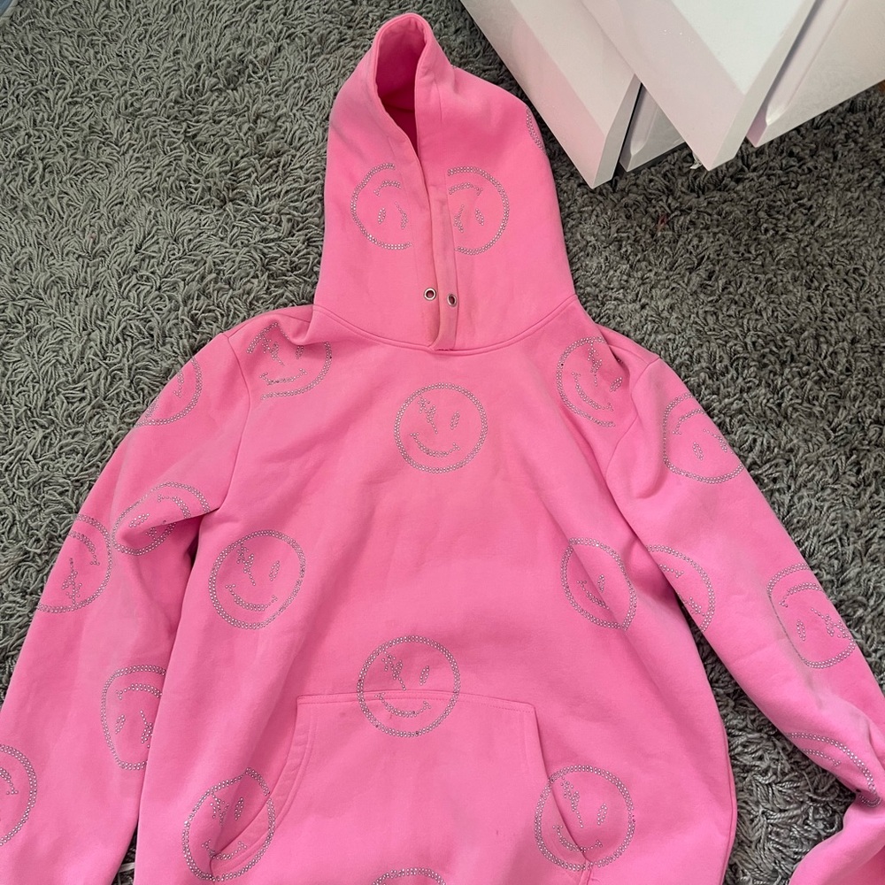 RARE Retrovert Pink Smiley Rhinestone Sweatshirt - Picture 2 of 3
